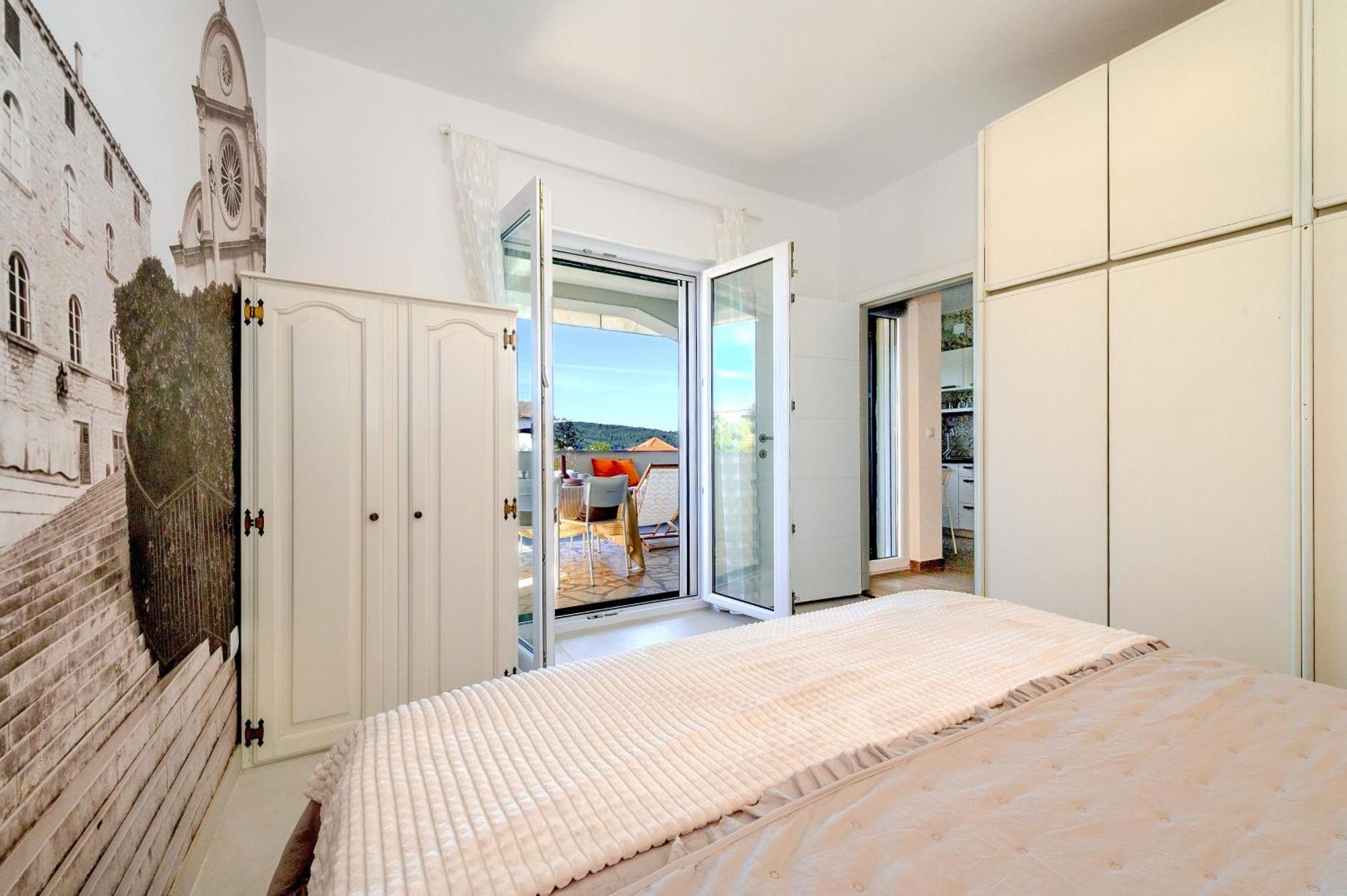 Ojra New Apartment With Seaview Šibenik Esterno foto