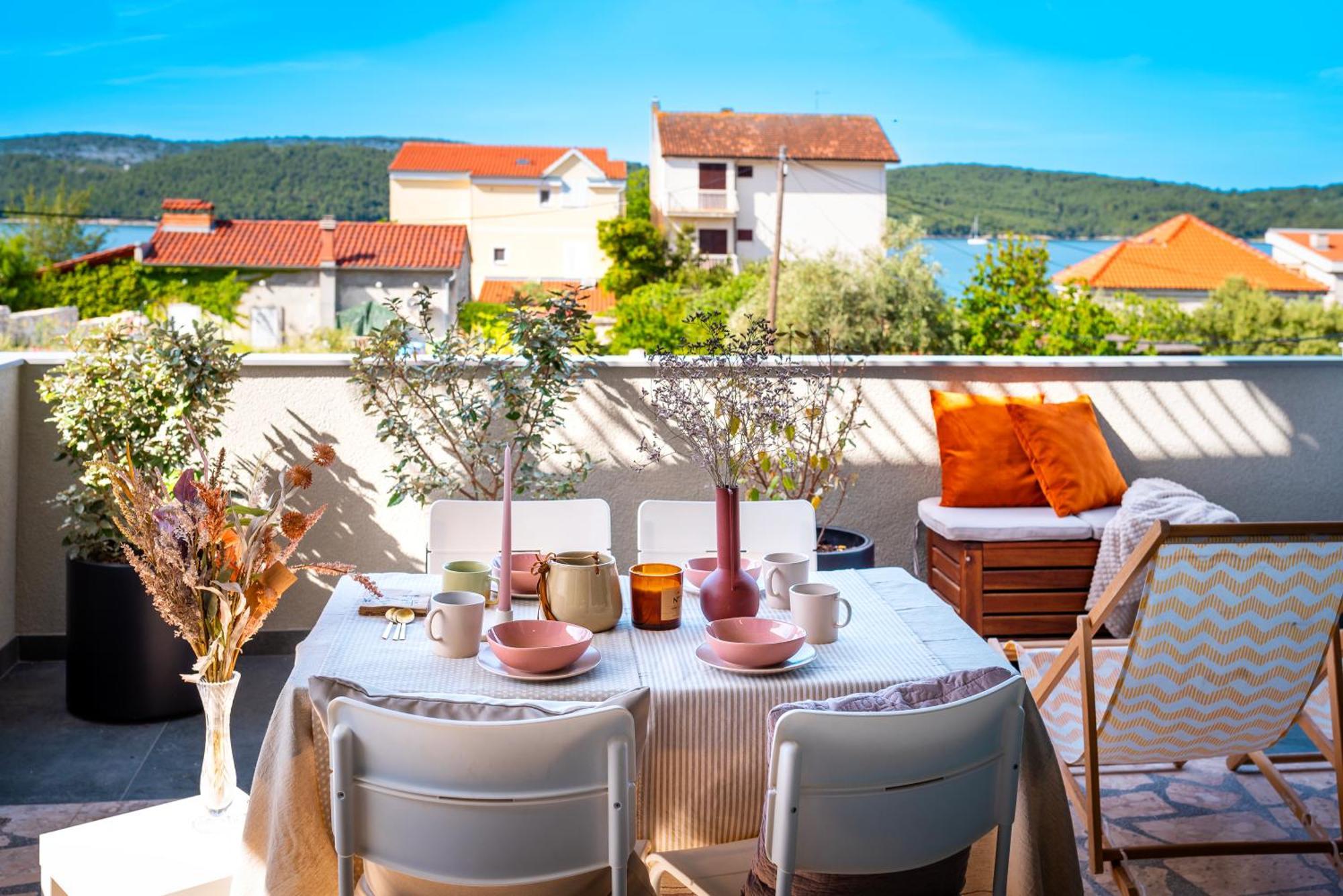 Ojra New Apartment With Seaview Šibenik Esterno foto